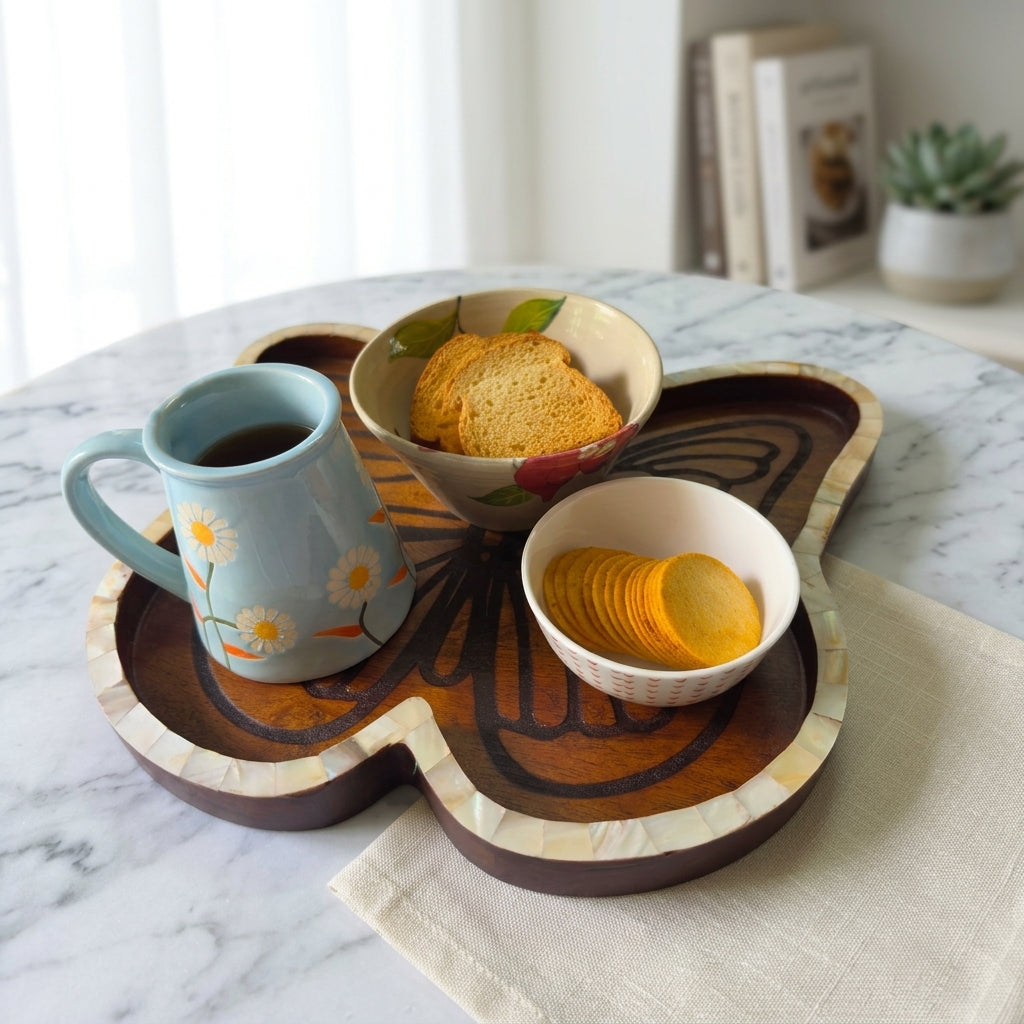 Butterfly tray