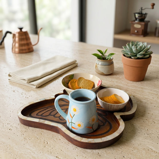 Butterfly tray